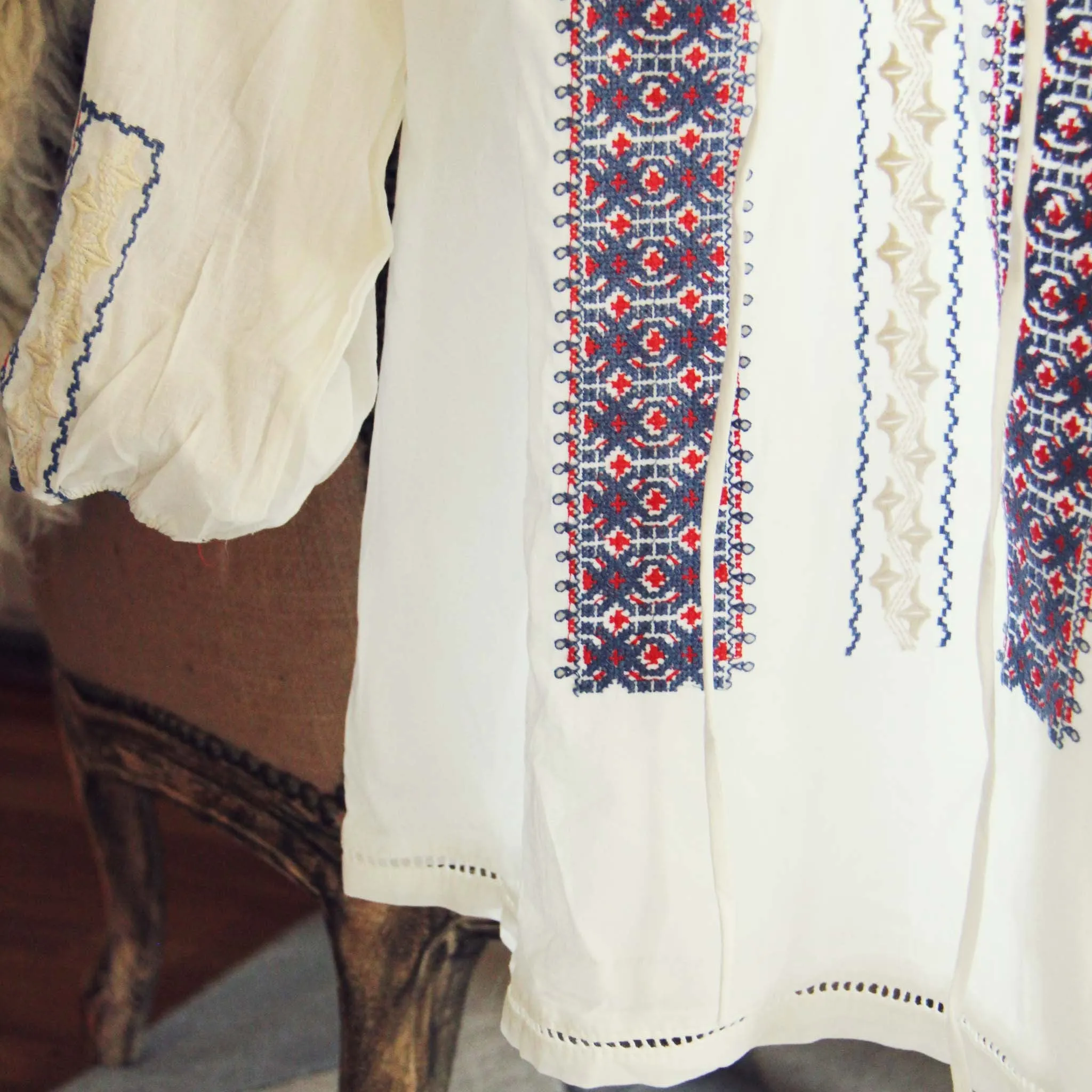 70's Embroidered Blouse