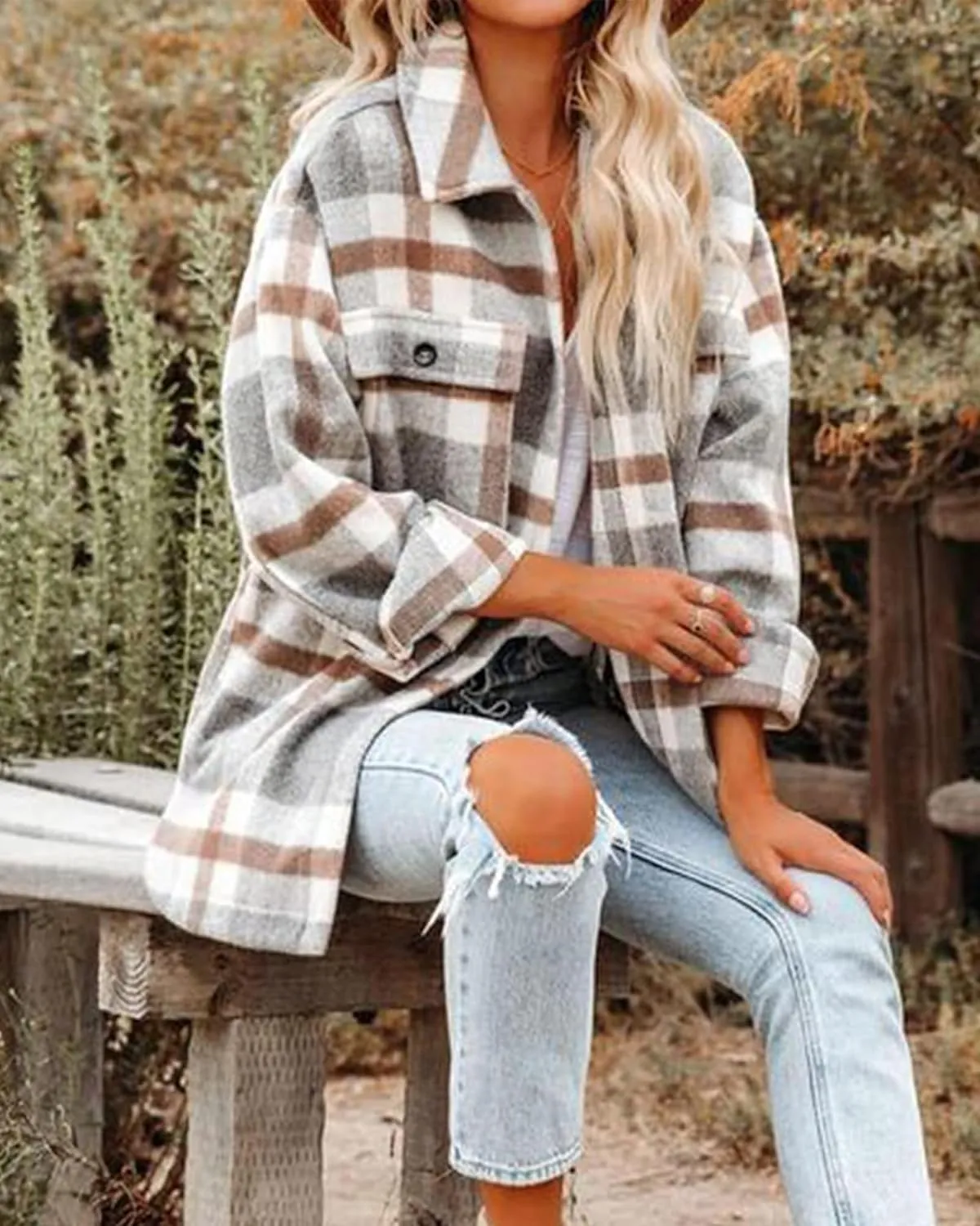 Blansdi Womens Flannel Shacket Plaid Long Sleeve Button Down Flannel Shirts Jacket Fall Winter Spring Outfits