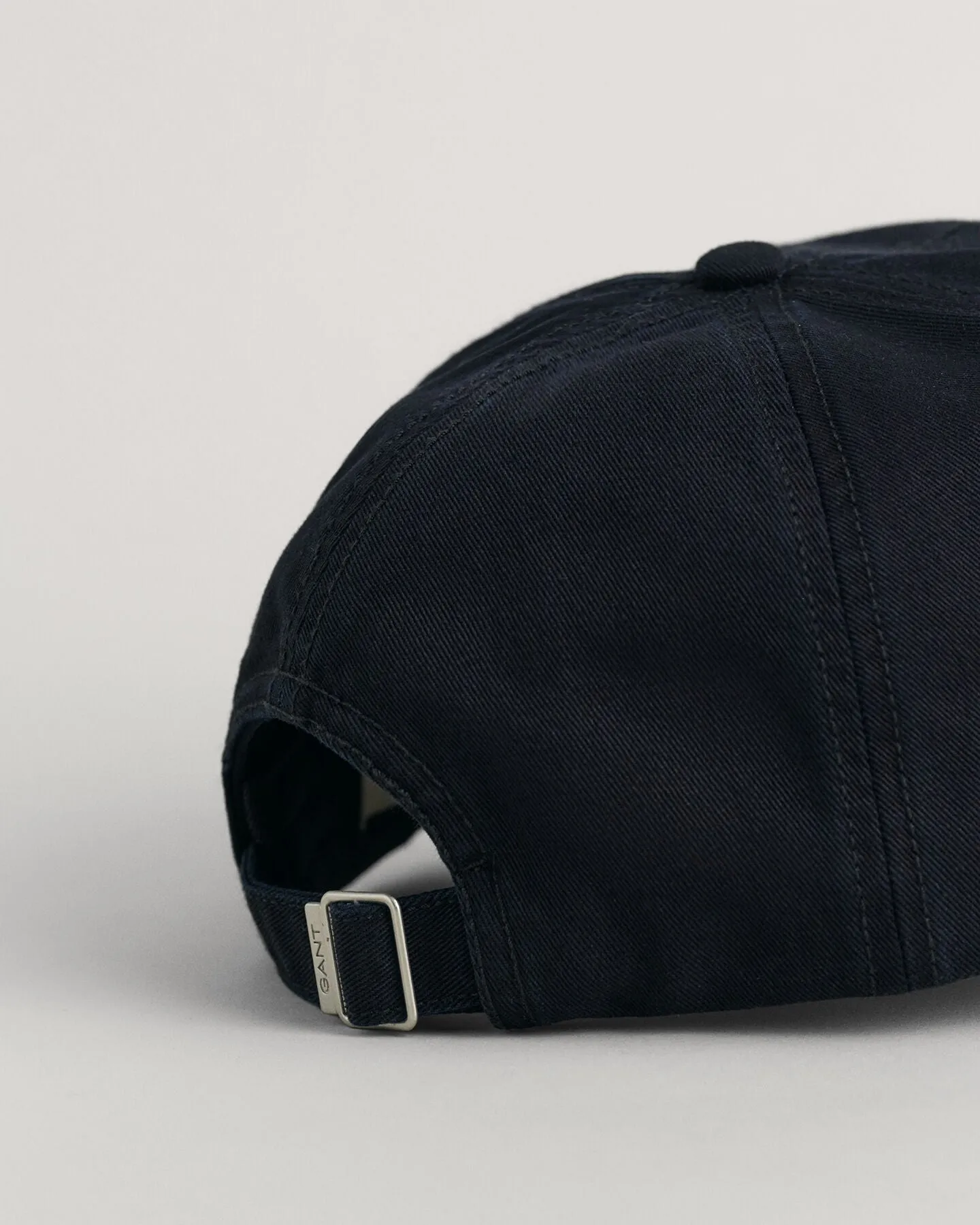 GANT Unisex Tonal Shield Cap