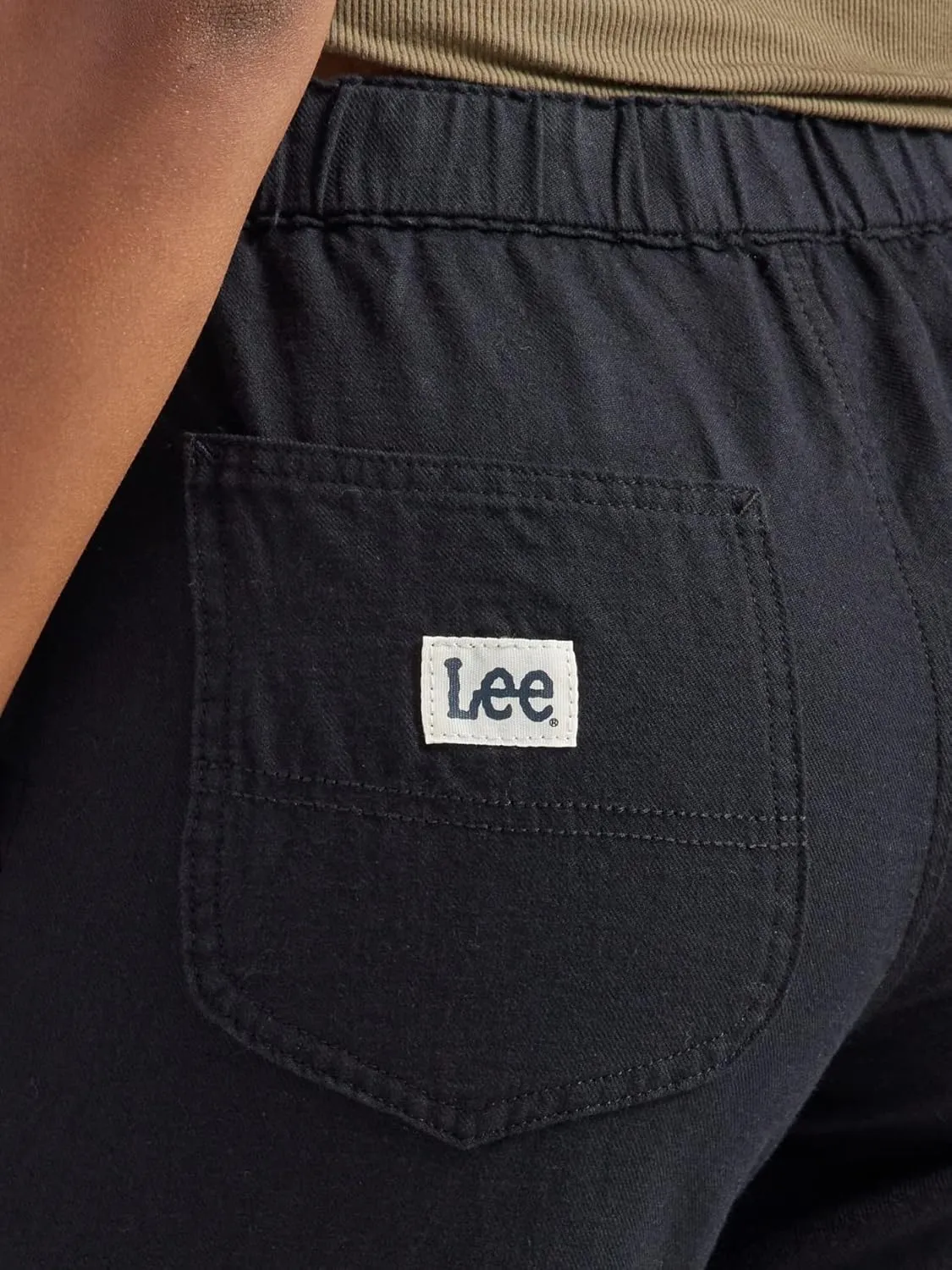 Lee Women's Ultra Lux Mid Rise Pull-On Crop Capri Pant