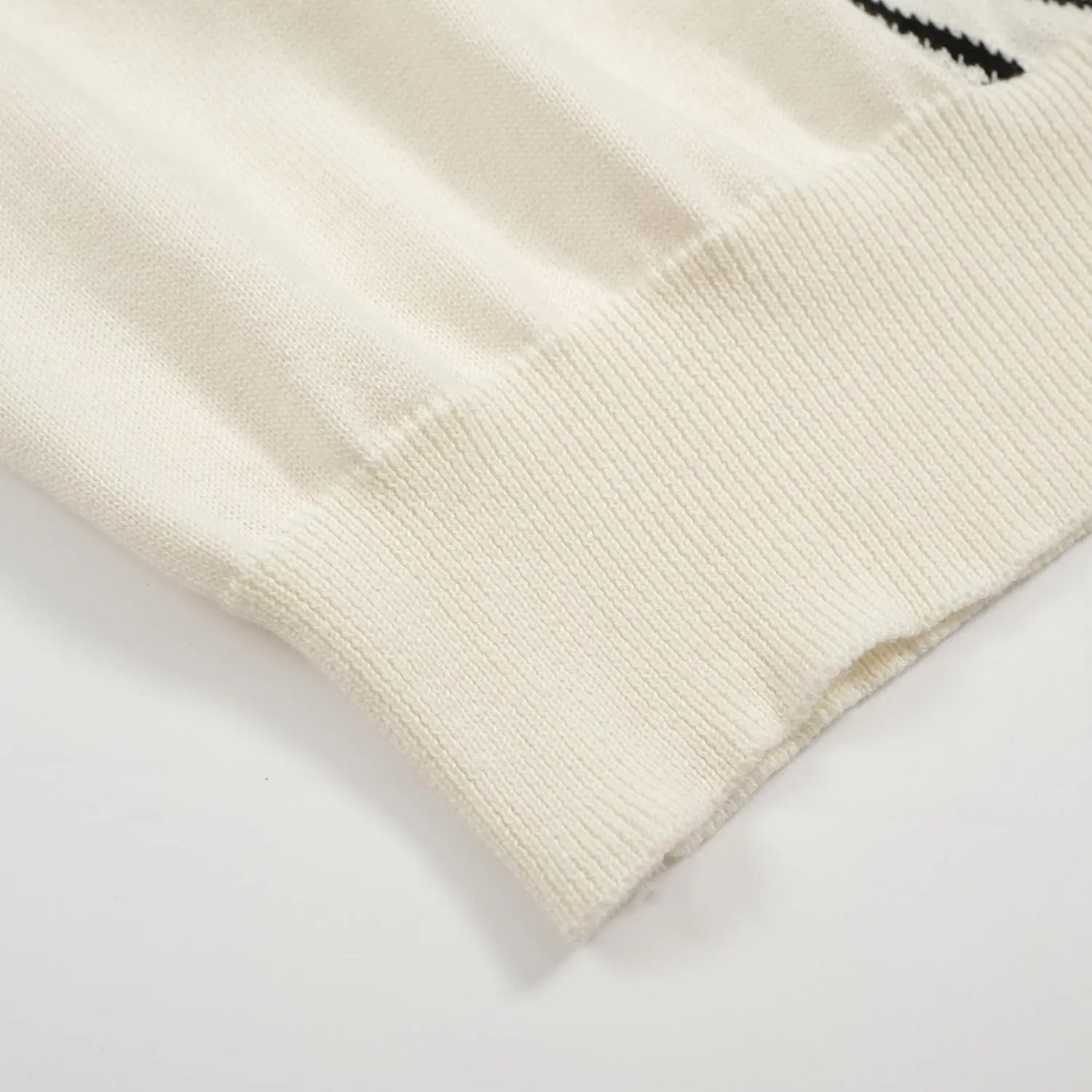 OXKNIT Mens White Apricot 60s V-Neck Polo Shirt Rhombic Pattern Knit Golf Polo