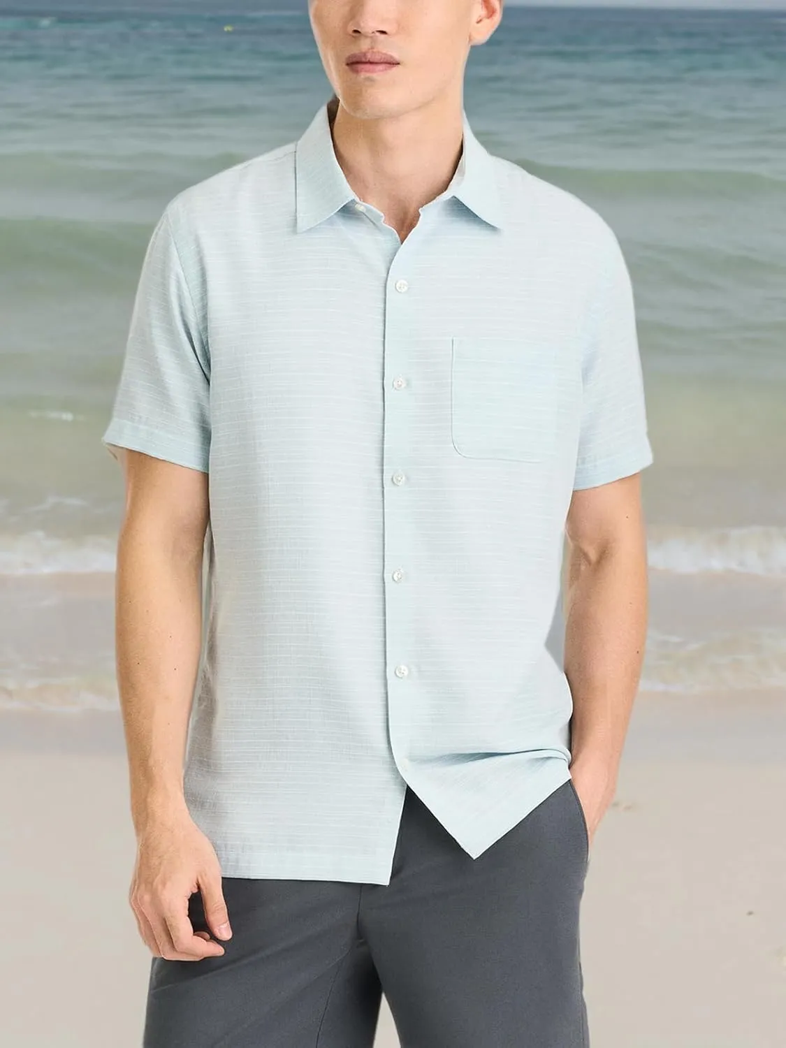 Van Heusen Men's Weekend Cross Dye Texture Plaid Short Sleeve Camp Shirt
