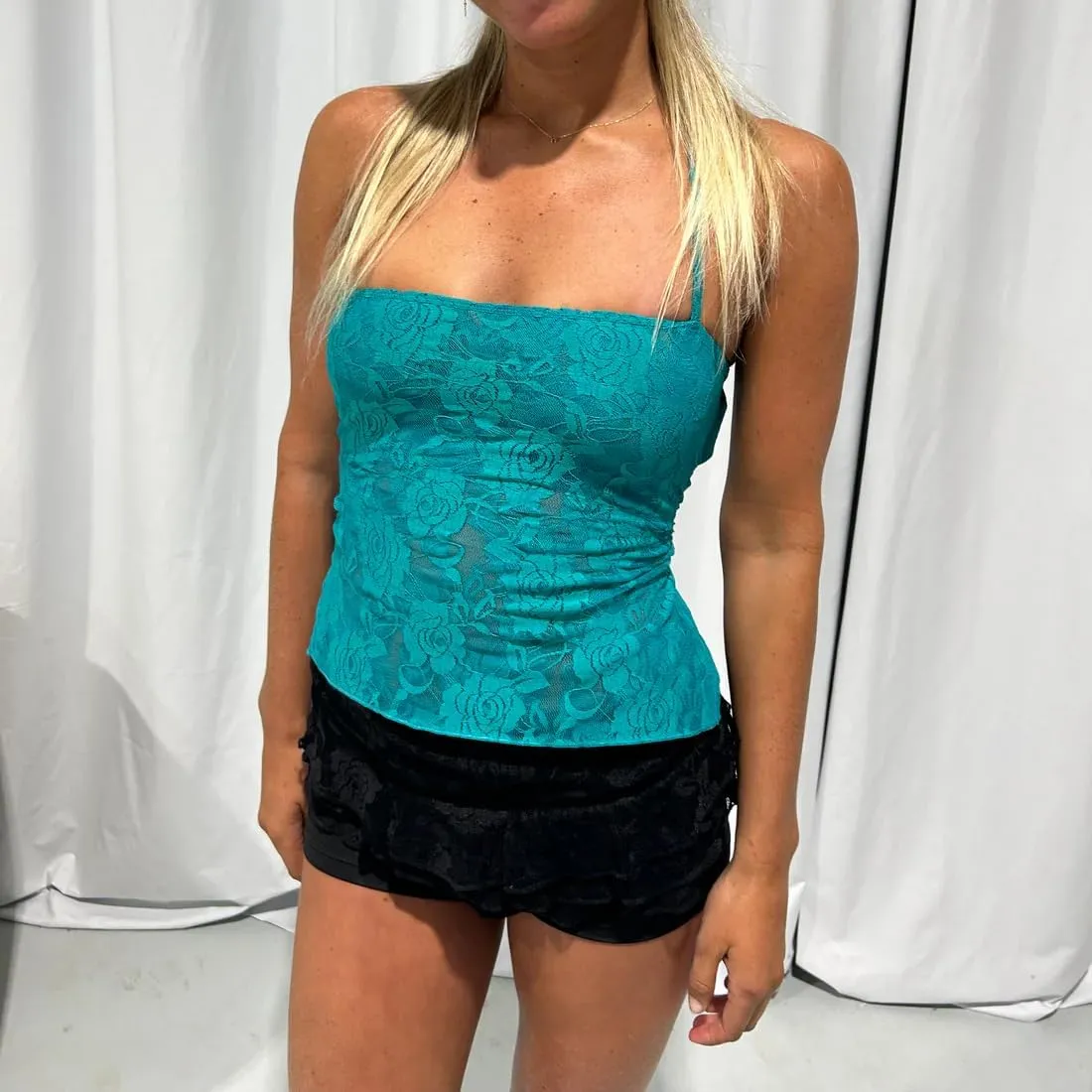 Women Sexy Lace Tank Top Halter Tie Back Camisole Sleeveless Crop Shirts Going Out Summer Streetwear